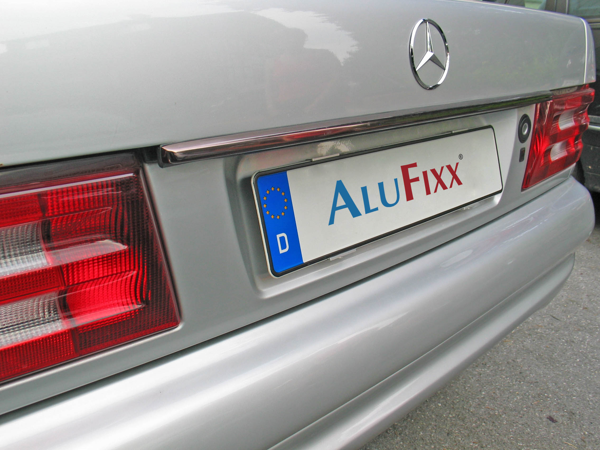AluFixx Car Premium schwarz matt eloxiert Nummernschildhalter